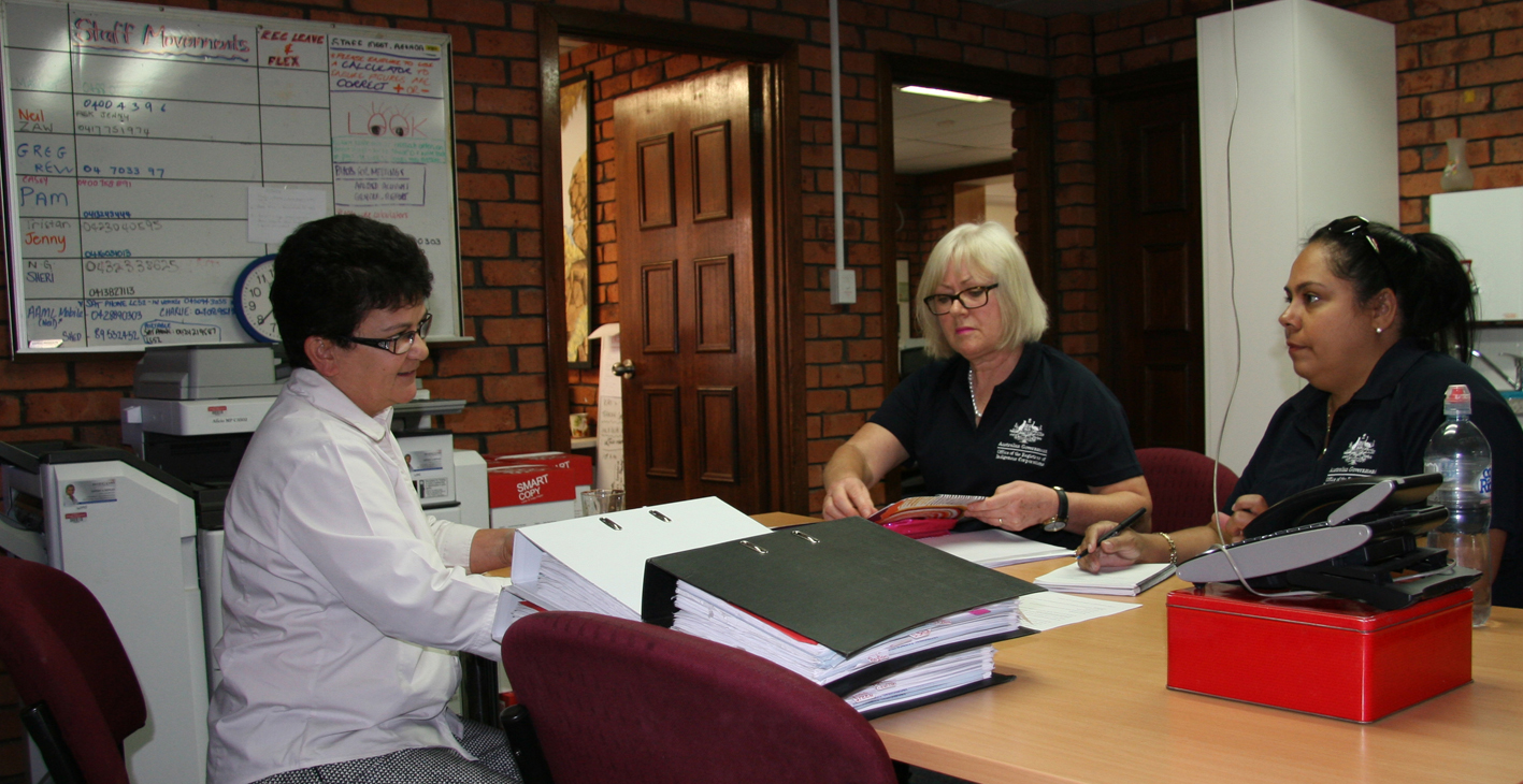 Sheri Barnes (left) talking with ORIC’s Trish Gibson (centre) and ORIC’s Alice Springs regional manager, Dayna Lister